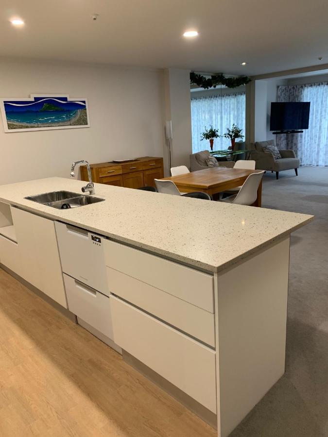 Quayside Luxury Apartments 와카타네 외부 사진